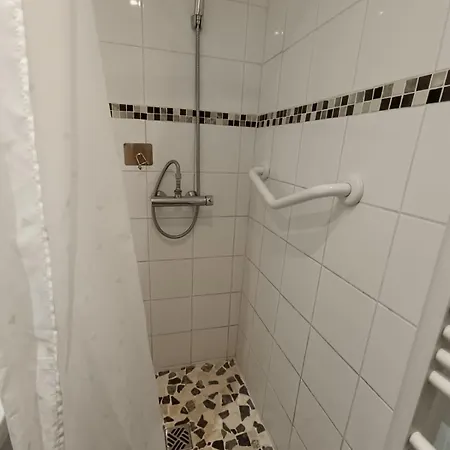 Et Elegant Apartment *